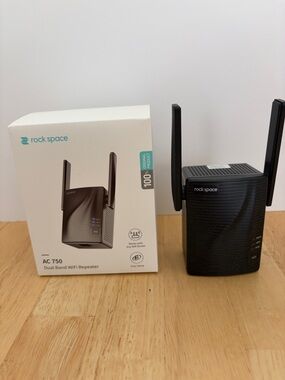 Rock Space AC750 Dual-Band WiFi Repeater in Black - Extended Coverage